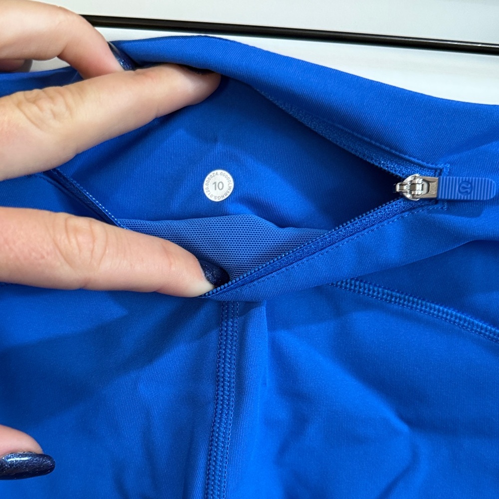 Lululemon Blue Leggings with Pockets - Picture 5 of 5
